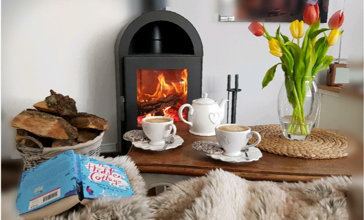 Sunrise Cottage Mégrit 외부 사진
